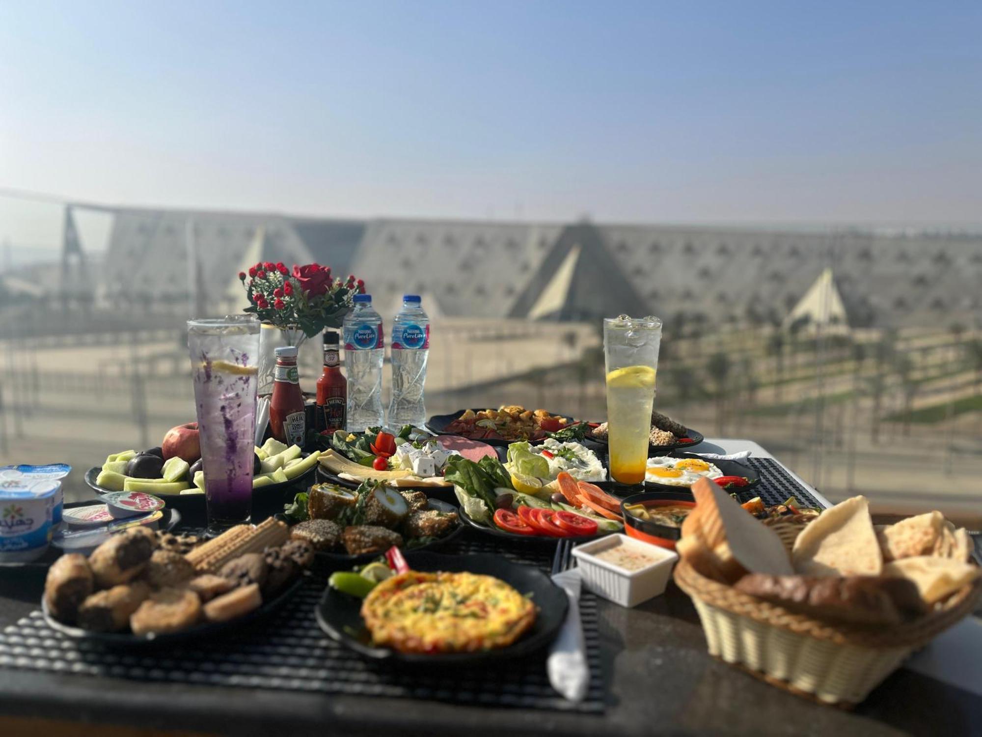 Royal Great Pyramid Inn Kafr Ghatati Ngoại thất bức ảnh